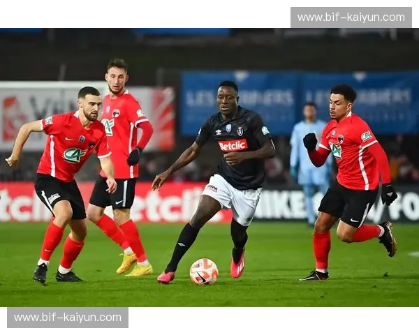 红蓝之争燃燥南澳：阿德莱德联vs悉尼FC，一场关于信仰与征服的绿茵史诗